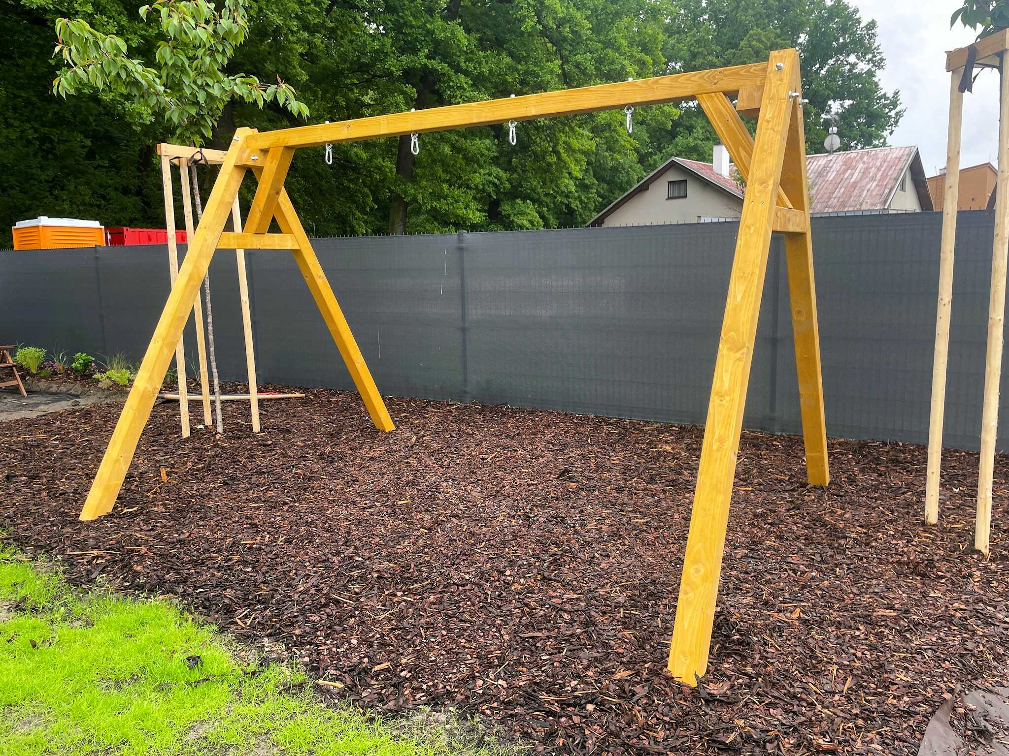 Zahradní houpačka - konstrukce pro dvě závěsné houpačky - Image 12