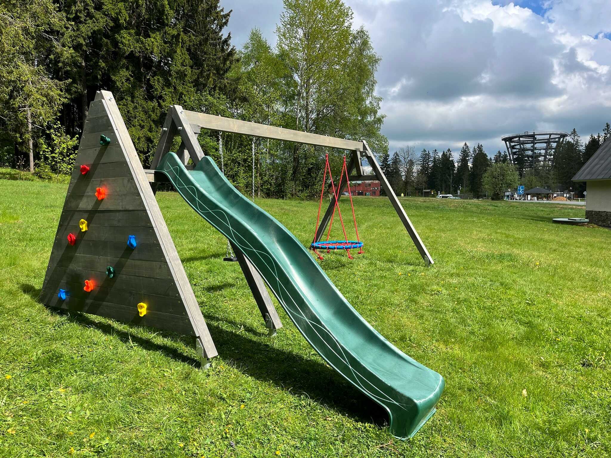 Konstrukce na houpačky a skluzavku - Obrázek 32