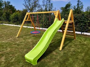 Zahradní houpačka se skluzavkou