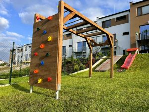 smrková rámová houpačka